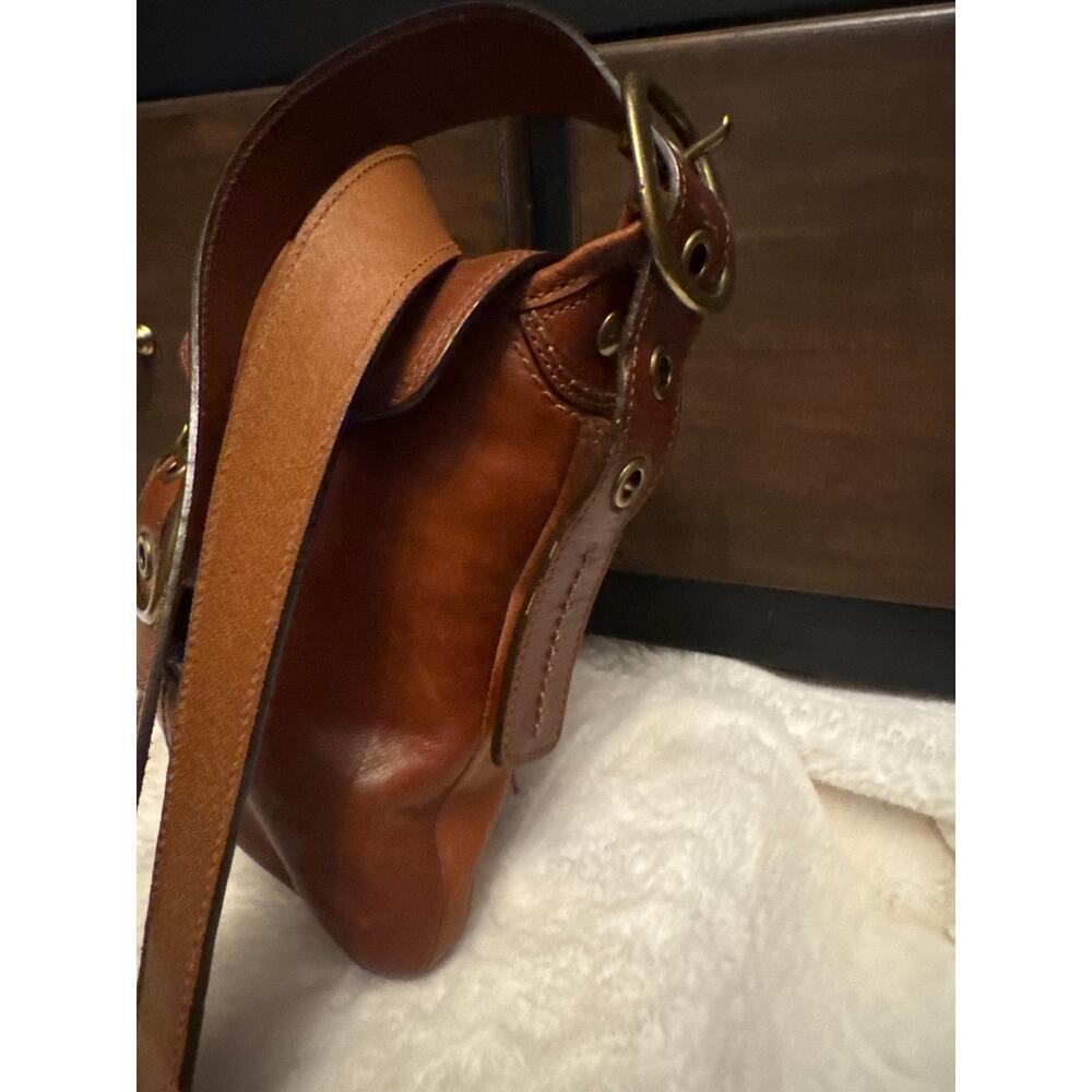 Coach Soho Bleecker Legacy Buckle Flap Bag Whiskey Distressed - Picture 12 of 14